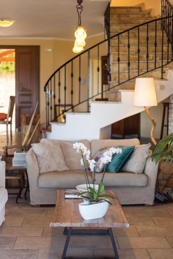 קאסיופי Dendrilia Villa & Suite By Rodostamo Collection מראה חיצוני תמונה